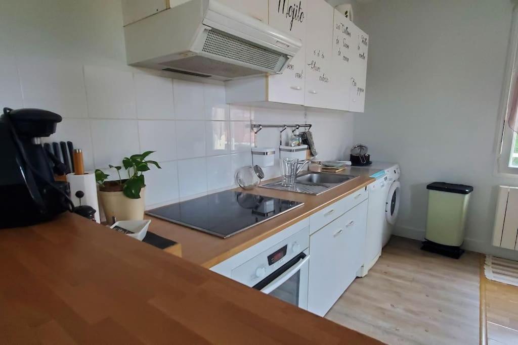 Simplicite Et Calme En Appartement A Issoire Exteriér fotografie